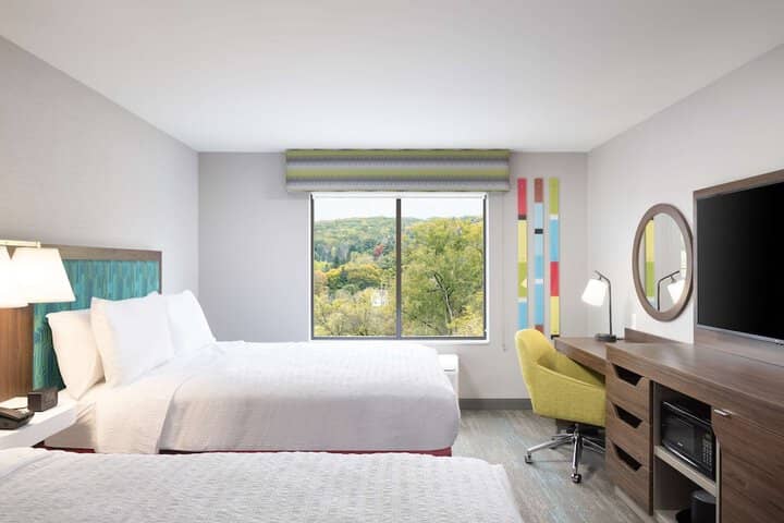 Room 17 of 47