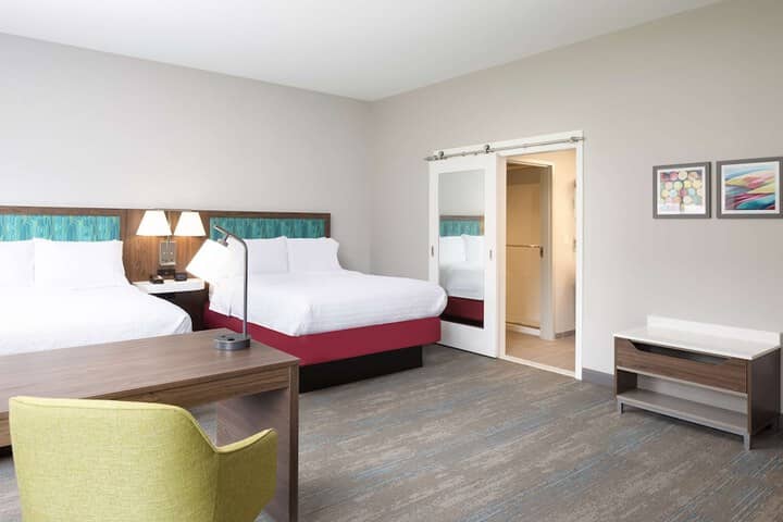 Room 10 of 47