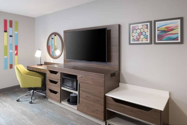Room 21 of 47